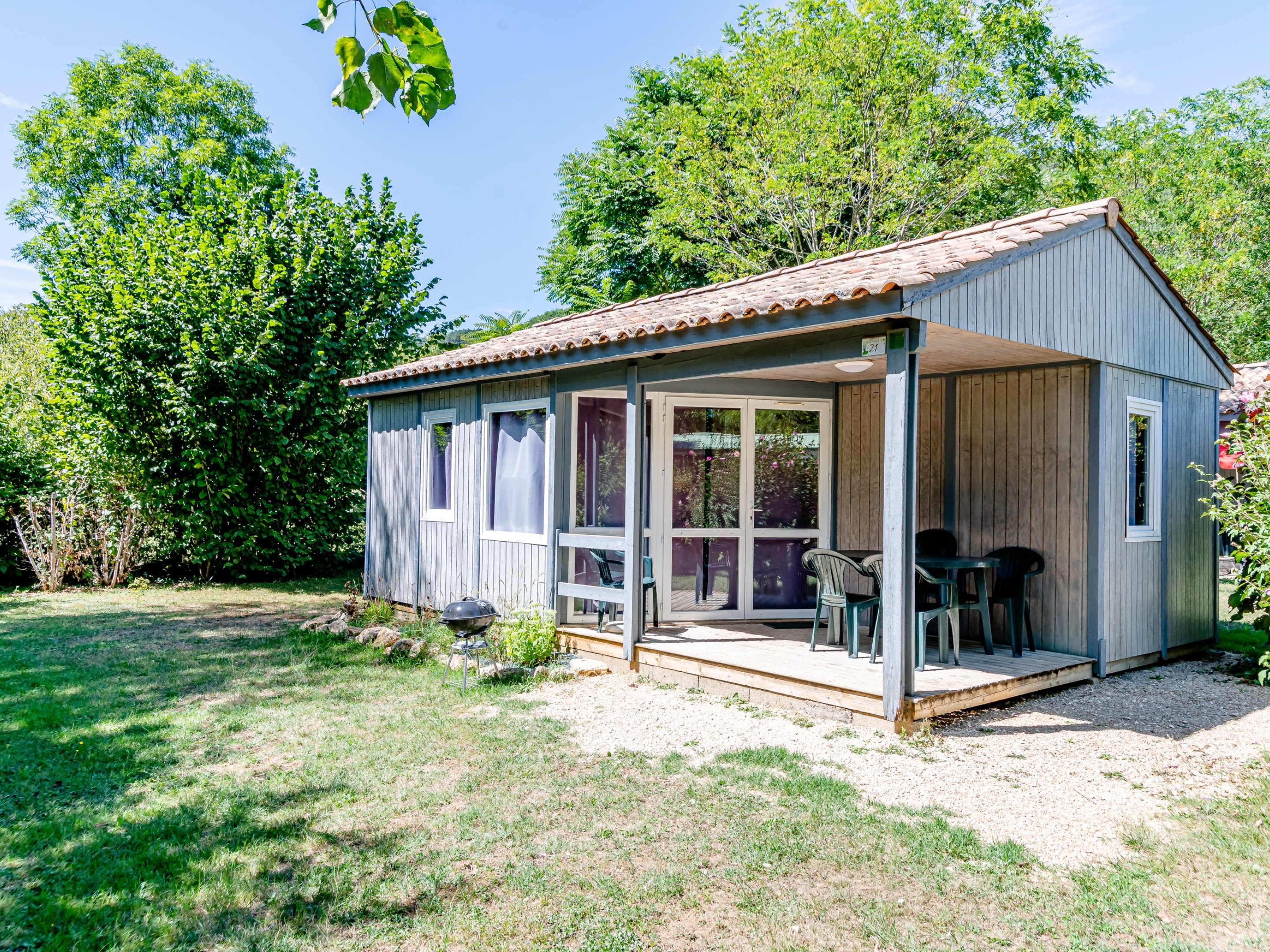 location chalet dordogne camping le tiradou
